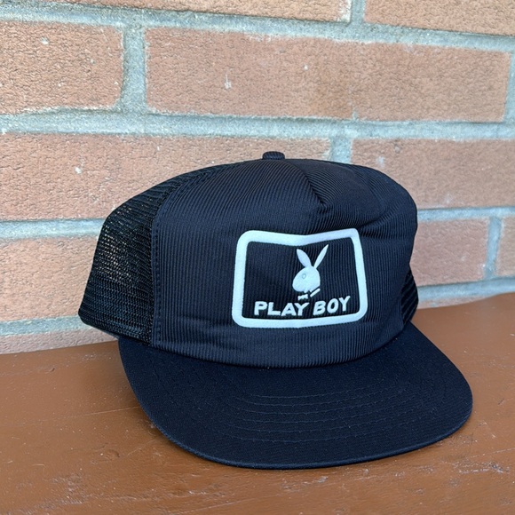 Vintage PLAYBOY Snapback / 80s / 90s / Trucker Style / Made In Taiwan - Picture 3 of 10